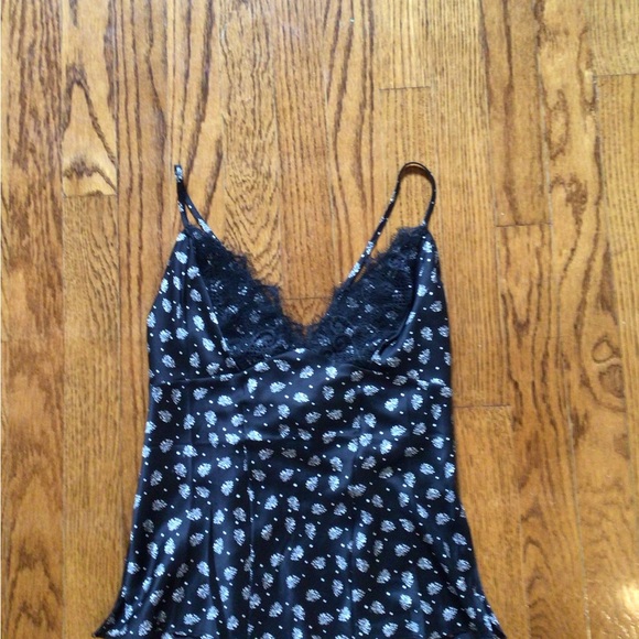 Guess camisole xs - Picture 3 of 3